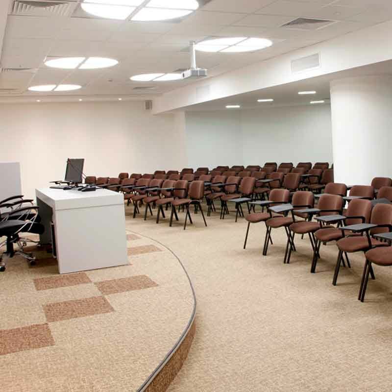 Konferans Sandalyeleri Hakkında