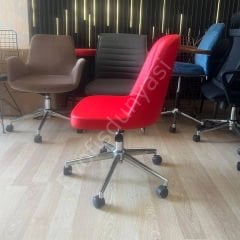 Ditha Kolsuz Çalışma Sandalyesi Kırmızı Deri - Krom