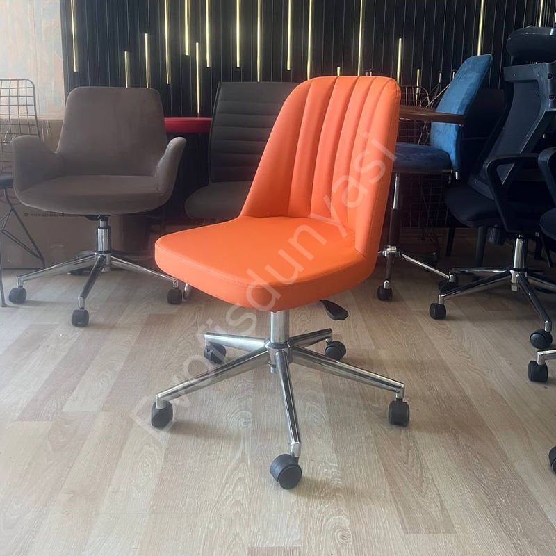 Ditha Kolsuz Çalışma Sandalyesi Turuncu Deri - Siyah Boya