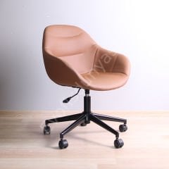 Arf Boyalı Ayak Çalışma Sandalyesi Taba