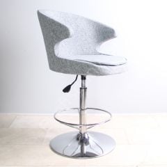 Buket Çemberli Bar Sandalyesi